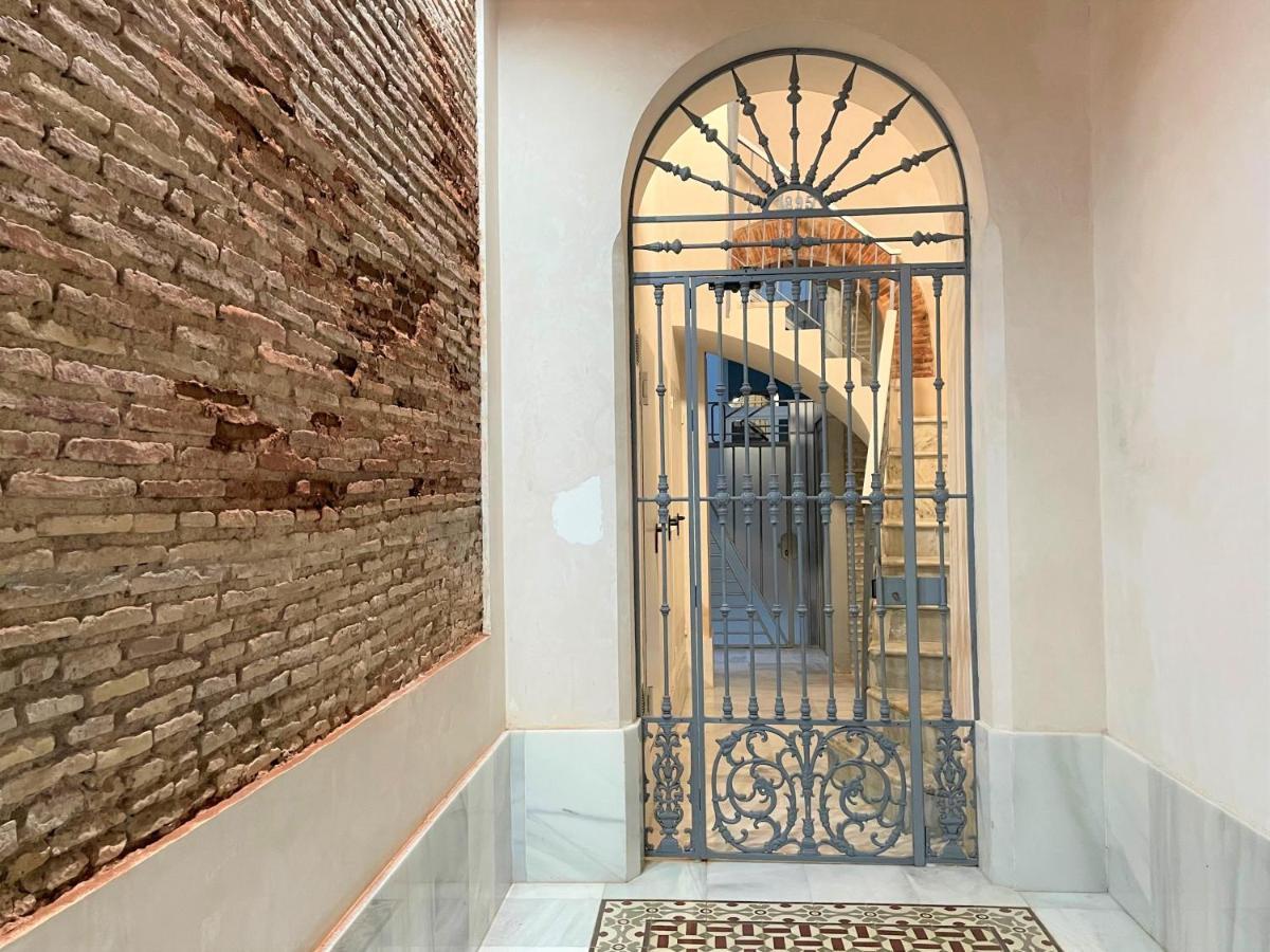 Appartement No 38 *